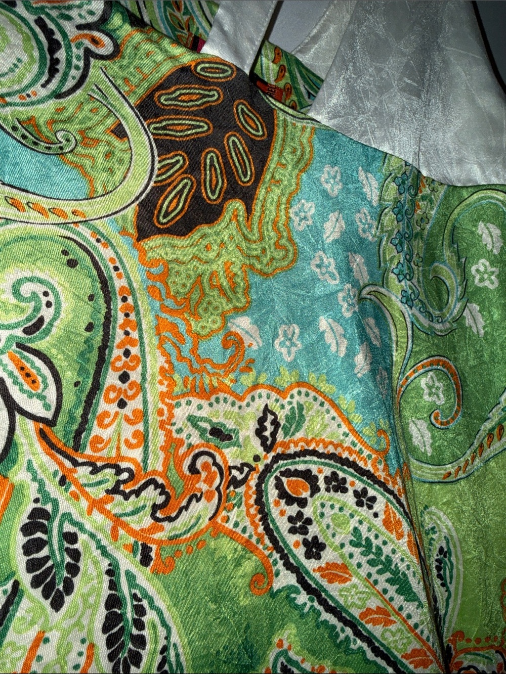 Isle Of Palm One-Shoulder Green Paisley Slip Dress With Ivory Strap View 4
